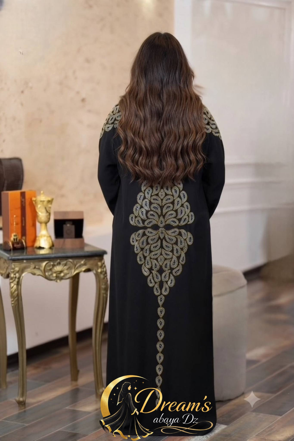 عباية الفخامة الذهبية✨