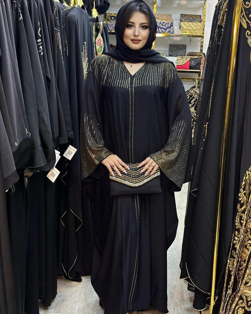 عباية لوريا