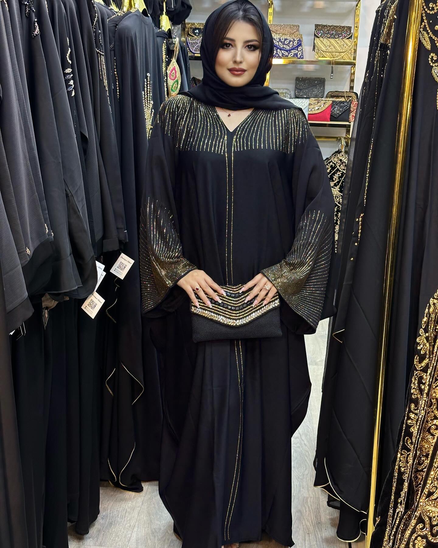 عباية لوريا