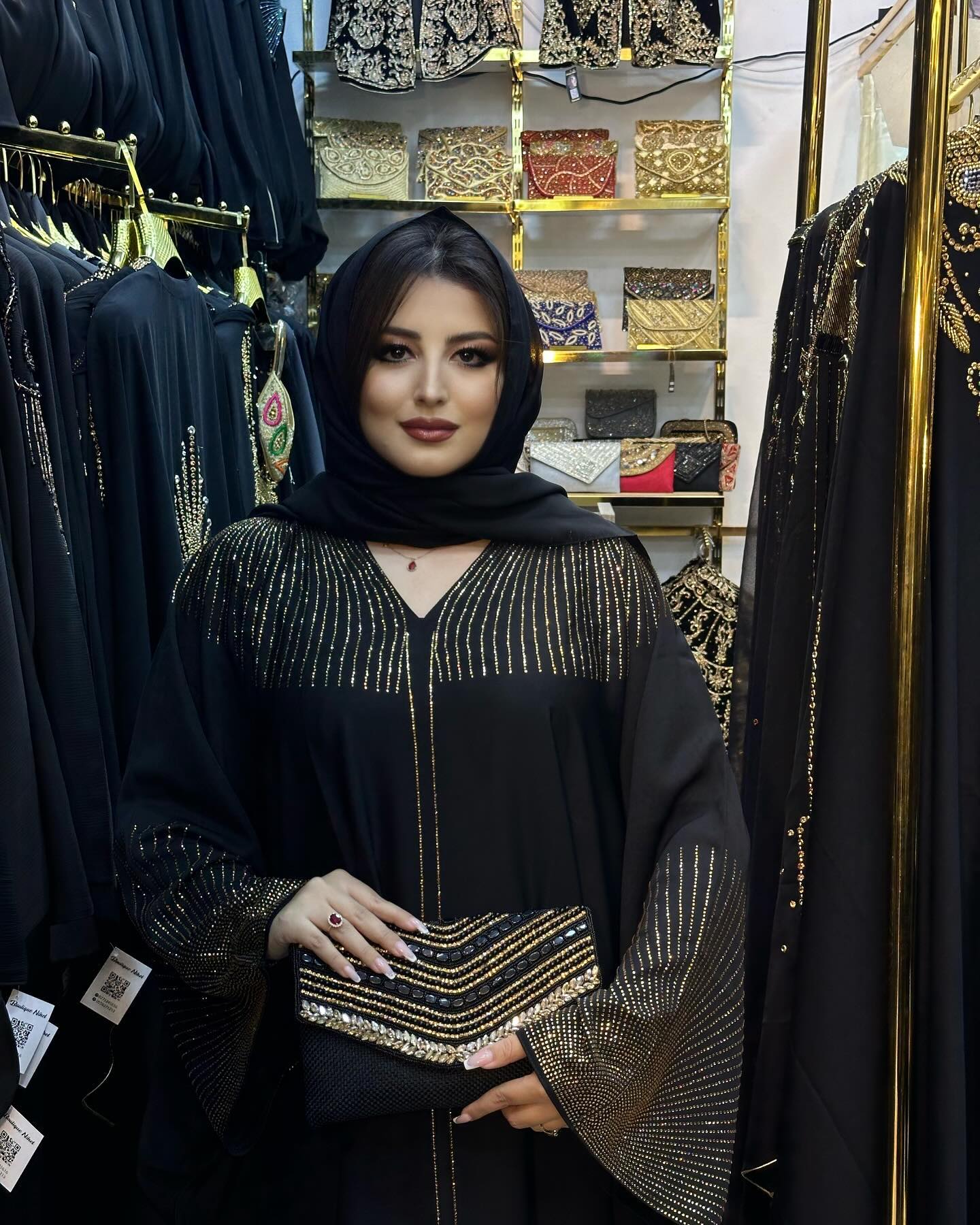 عباية لوريا